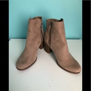 Alex and Abbie boots, tan suede . Size 10